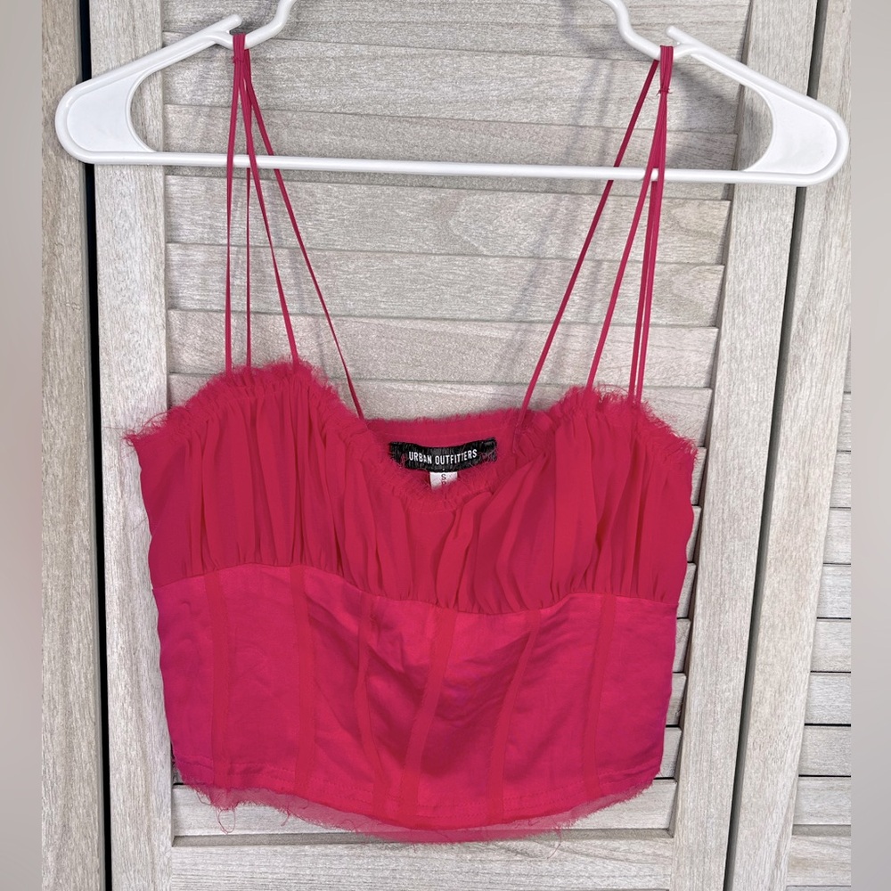 URBAN OUTFITTERS "Ronni" Raw Edge Cropped Cami Raspberry-Small